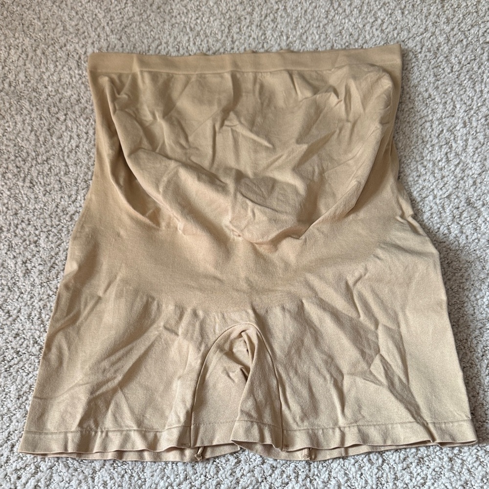 Seamless Tan Maternity Shapewear Shorts